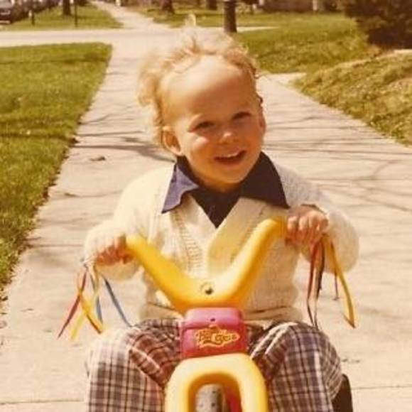 Profile Picture of Jeff Wicks (@mrjeffwicks) on Poshmark
