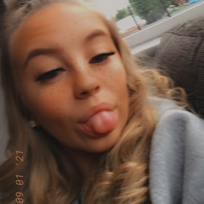 Profile Picture of Isabelle Rogers (@isabell35099305) on Twitter