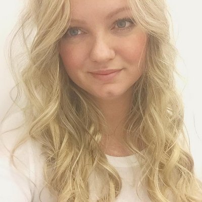 Profile Picture of Lydia Da Cruz (@talktoJenD) on Twitter