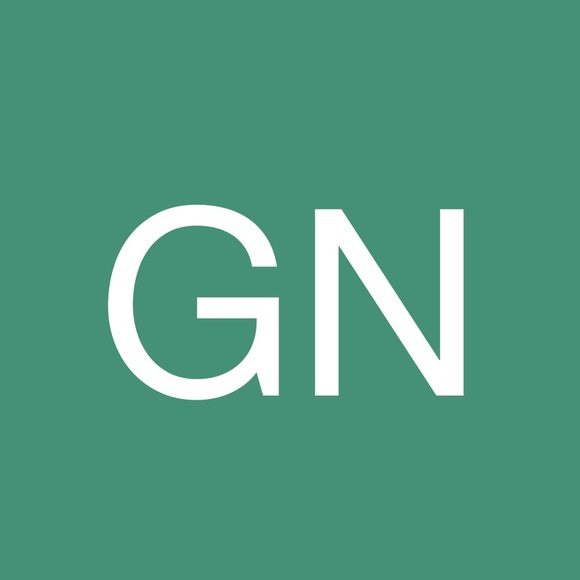 Profile Picture of Gwen Nitowski (@snowman54) on Poshmark