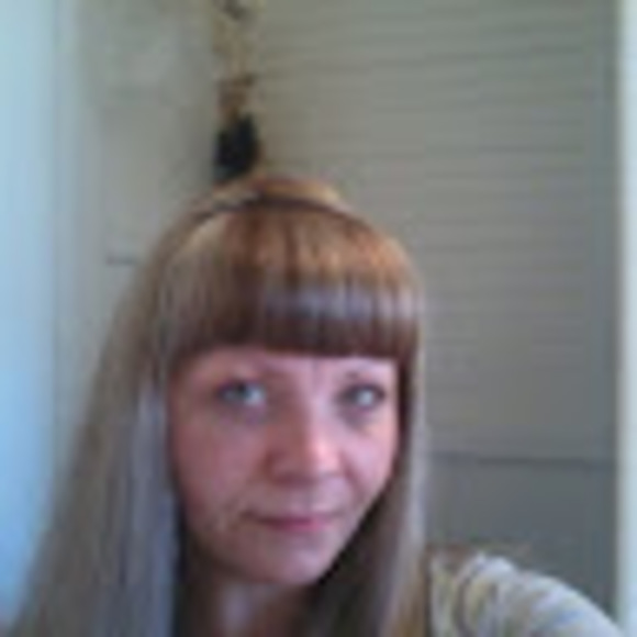 Profile Picture of Nancy Mcarthy (@nancy_mcarthy) on Poshmark