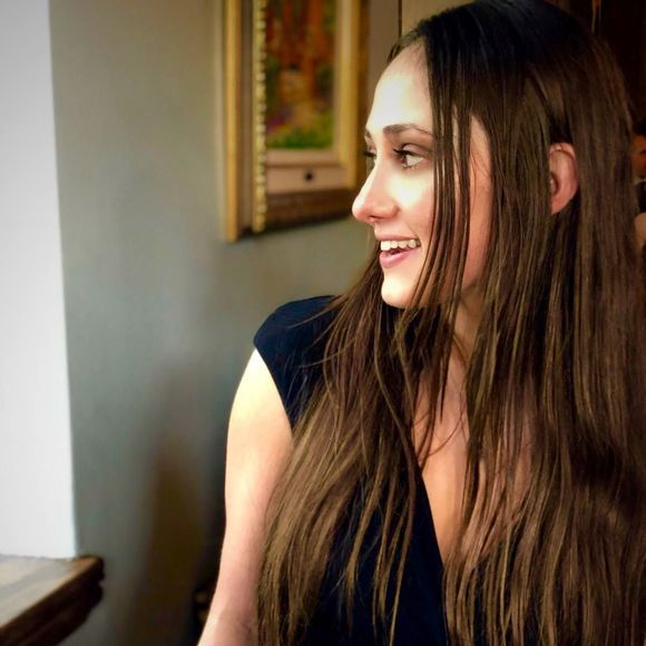 Profile Picture of Jacqueline Smiler (@jacquelinesmi) on Poshmark