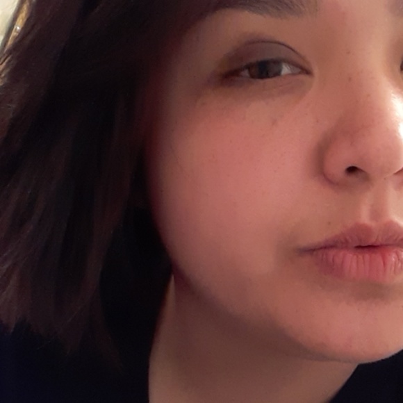 Profile Picture of Stephanie Littlejohn (@slittlejohn23) on Poshmark