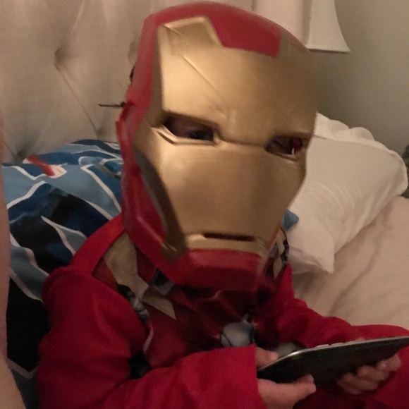 Profile Picture of Claire Berlinsky (@clarebinsc) on Poshmark