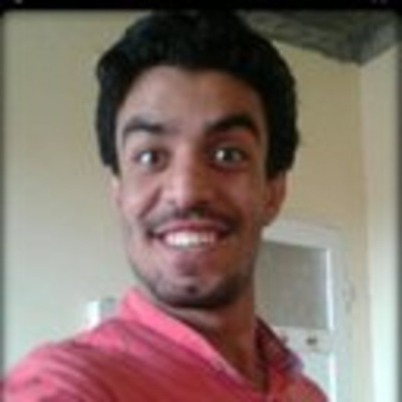 Profile Picture of Darrell Reyes (@darrellreyes22) on Poshmark