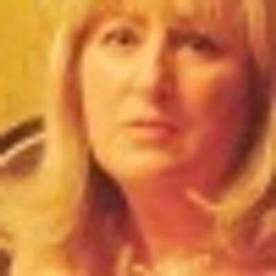 Profile Picture of Catherine Boyce (@caitdebus13) on Twitter