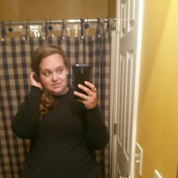 Profile Picture of Cassie Jarman (@jarmancassie) on Poshmark
