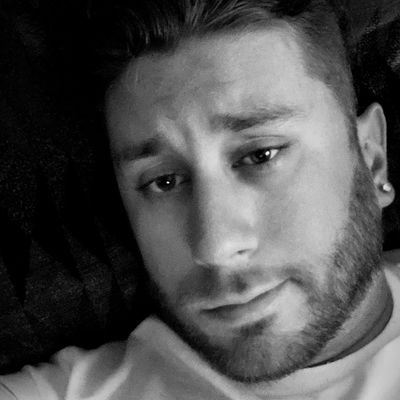 Profile Picture of Ronnie Wallace (@RonDizzz) on Twitter