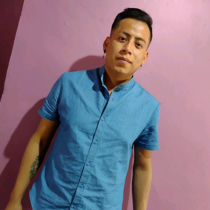 Profile Picture of Ian Alonso (@ianalonso02) on Tiktok