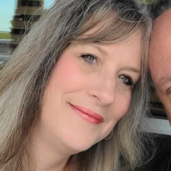 Profile Picture of Jennifer Fingar (@19jen72) on Poshmark