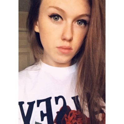 Profile Picture of Victoria Tucker (@freckled_cutiie) on Twitter