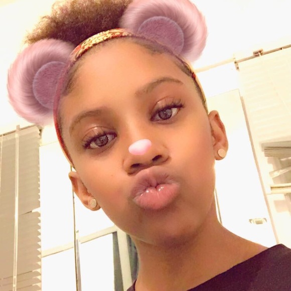 Profile Picture of Jordyn Crenshaw (@jordyn_crens1) on Poshmark