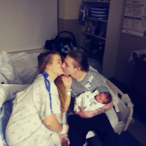 Profile Picture of Jose Ramos (@djjdudhdhd) on Poshmark