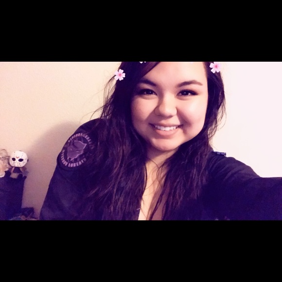 Profile Picture of Tierra Dorman (@turra707) on Poshmark