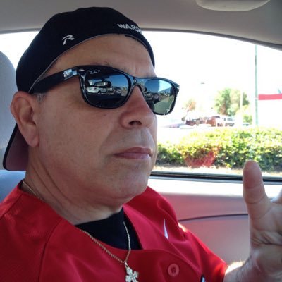 Profile Picture of Wayne Schroeder (@buckeyews) on Twitter