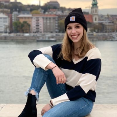 Profile Picture of Alexandra Michaels (@lexmikes) on Twitter