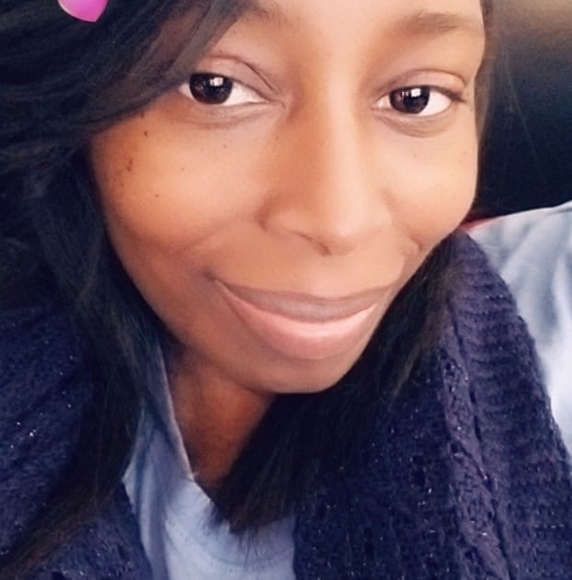 Profile Picture of Dawn Mitchell (@dmitchell95051) on Poshmark