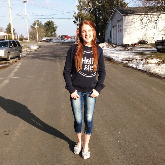 Profile Picture of Julia Jackson (@juliasofia) on Poshmark