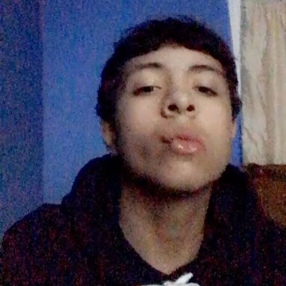 Profile Picture of Mauricio Murillo (@mauriciomuri831) on Poshmark