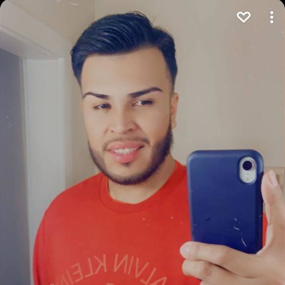 Profile Picture of Jr michael LeÃ³n (@michel_leo0n) on Poshmark