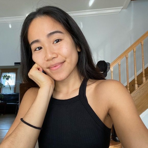 Profile Picture of Tn Nguyen (@tnnguyen368) on Poshmark