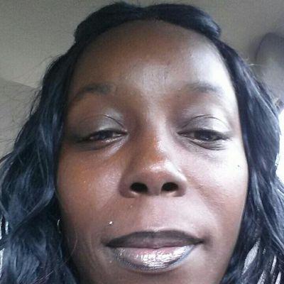 Profile Picture of Monique James (@moniquejames94) on Twitter