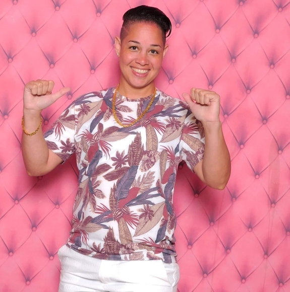Profile Picture of Simone Pubill (@simmy526) on Poshmark