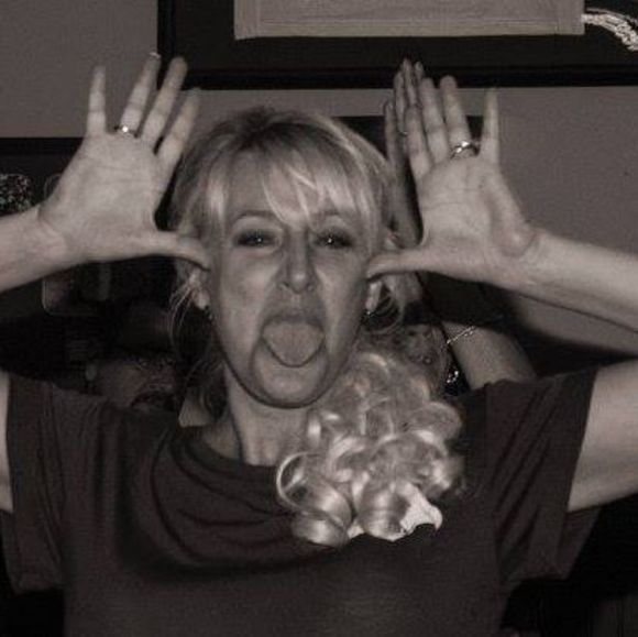 Profile Picture of Suzie Culleton (@chromethys) on Poshmark
