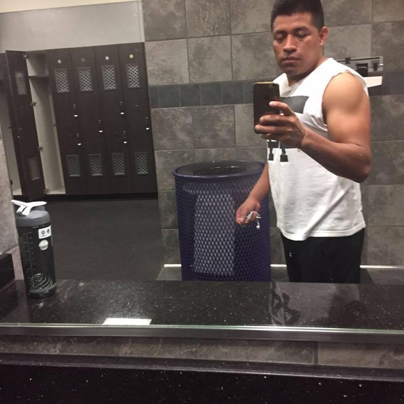 Profile Picture of Leonel Marroquin (@leonelmarroquin) on Poshmark