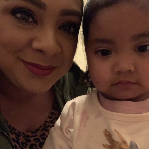 Profile Picture of Cindy Arevalos (@cindyarevalos) on Poshmark