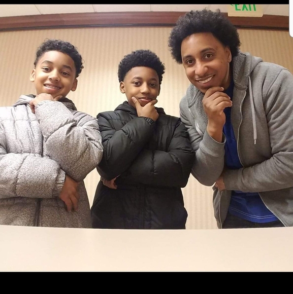 Marlon Maragh - Poshmark Profile Picture of Marlon Maragh (@indian352) on Poshmark