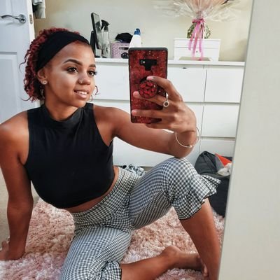 Profile Picture of Nicole ✨ (@nicolesalter28) on Twitter