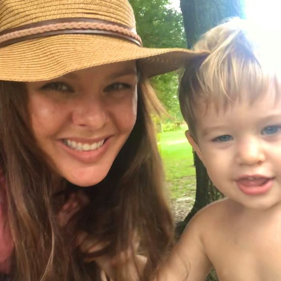 Profile Picture of Micky Cook (@michelelaster) on Poshmark