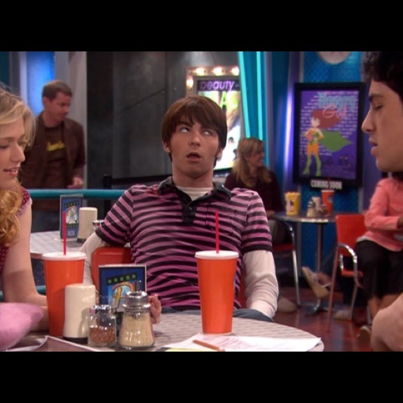 Profile Picture of Andres Ruano (@arwolverine25) on Poshmark