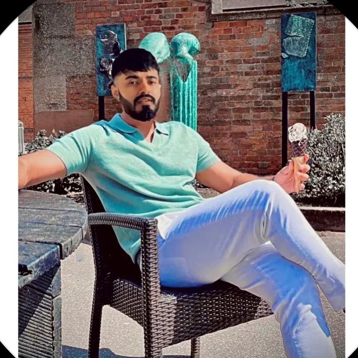 Profile Picture of Chaklai🤣 (@crushmemes2) on Tiktok