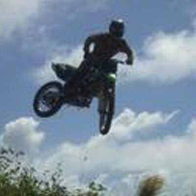 Profile Picture of Jon Tye S. Lizama (@JonathanTye) on Twitter