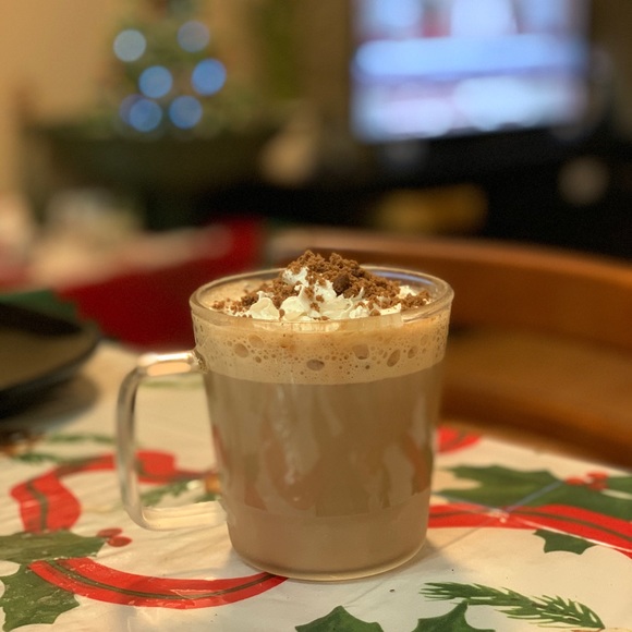 Profile Picture of Che Sentilla (@chesentilla) on Poshmark