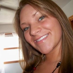 Profile Picture of Lisa Klug (@xolisadawnox) on Myspace