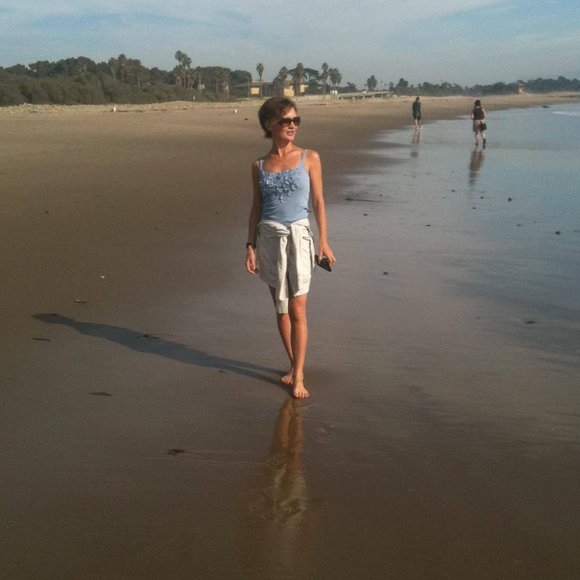 Profile Picture of Irina Kuznetsova (@parallel778) on Poshmark