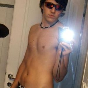 Profile Picture of Nicolás Fischman (@nikokapo) on Myspace