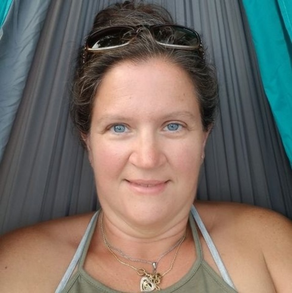 Profile Picture of Georgette Smith (@georgettesmi130) on Poshmark