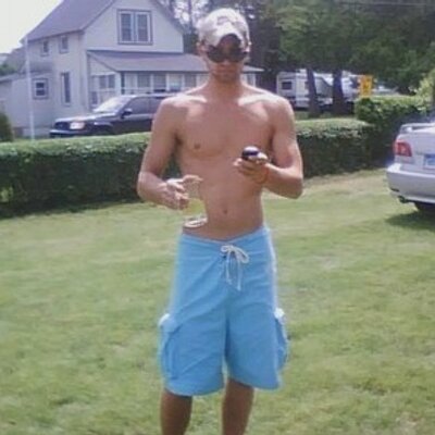 Profile Picture of Bryan Valenti (@motox89) on Twitter