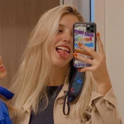 Profile Picture of Mica Bezona (@mica_chufleta) on Twitter