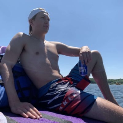 Profile Picture of Mike (@MikeReed03) on Twitter