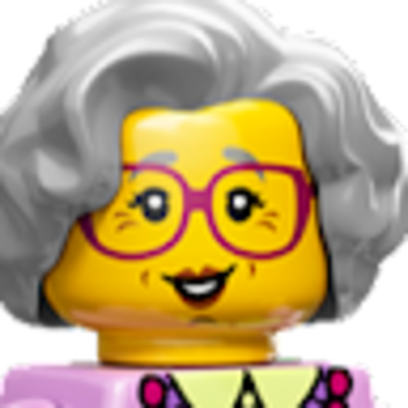 Profile Picture of Hajna Batizy (@hajnabatizy) on Poshmark