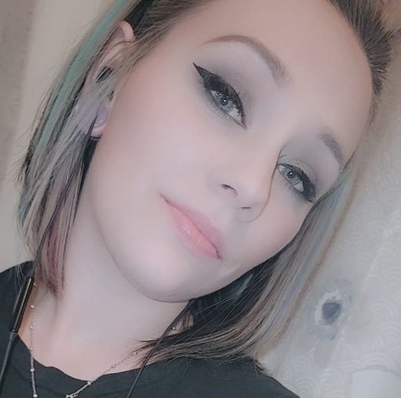 Profile Picture of Cassie Winsett (@mayceesmommy) on Poshmark