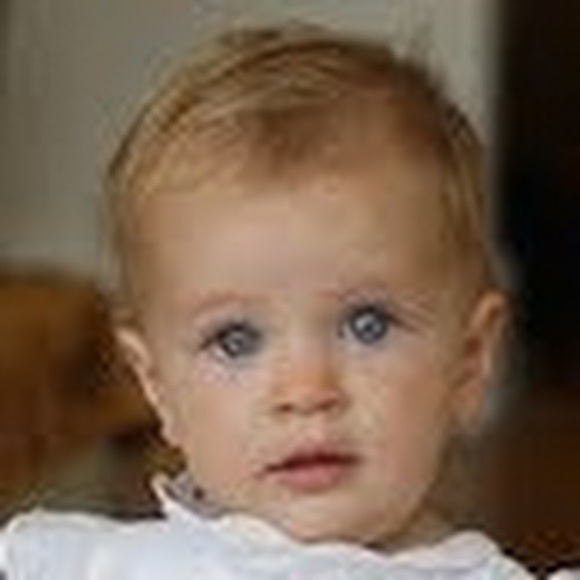 Anat Grosfeld - Poshmark Profile Picture of Anat Grosfeld (@mamaanat) on Poshmark