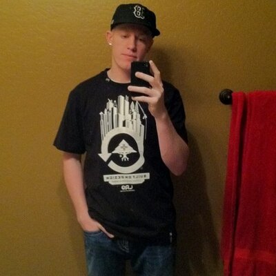 Profile Picture of Tyler Benner (@RealTylerBenner) on Twitter