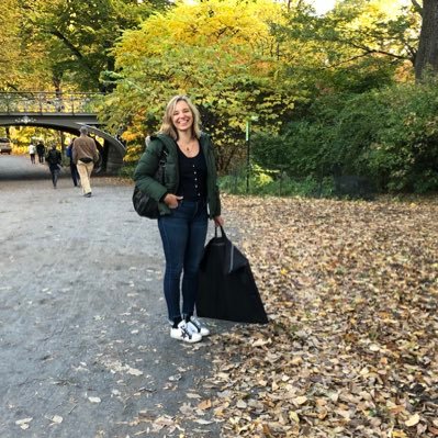 Profile Picture of Jelena Vujic (@yelapet) on Twitter