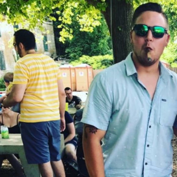 Profile Picture of Matthew Somma (@matthewsomma) on Poshmark